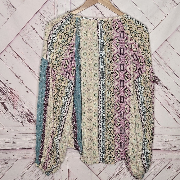 Lovestitch Floral Metallic Glitter Peasant Top - Picture 3 of 4